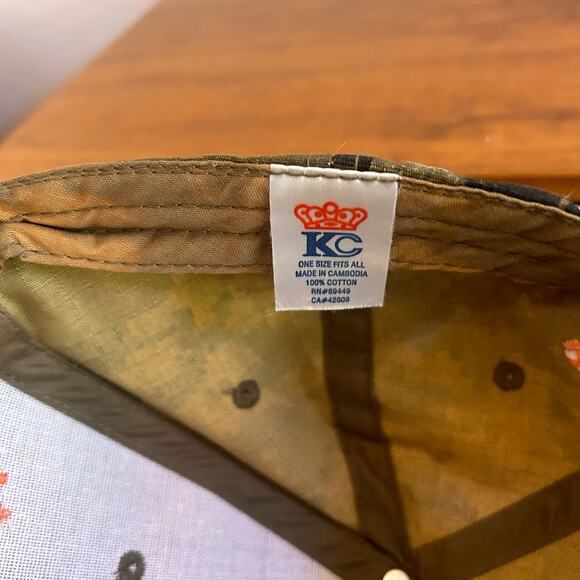 Camo Trucker Hat Asjustable - Picture 5 of 5